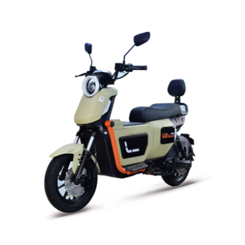 Cum se compară geometria cadrului acestei biciclete electrice cu o bicicletă de șosea sau o bicicletă de munte tradițională în ceea ce privește postura și confortul de mers?
